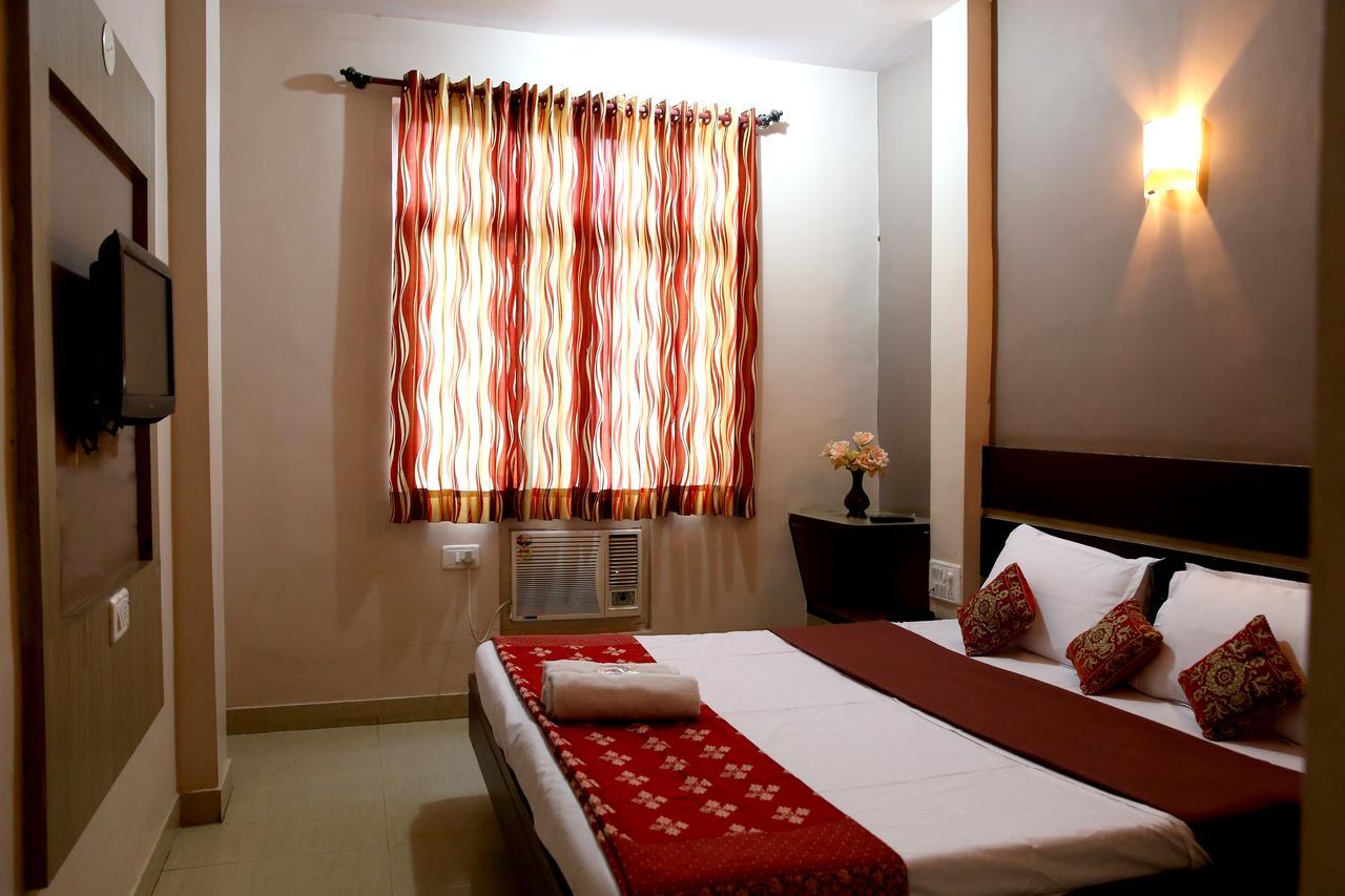 Hotel Shubh Laxmi Udaipur Exterior photo